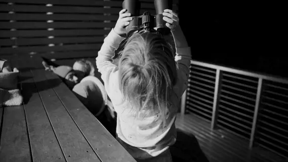 Family stargazing safari